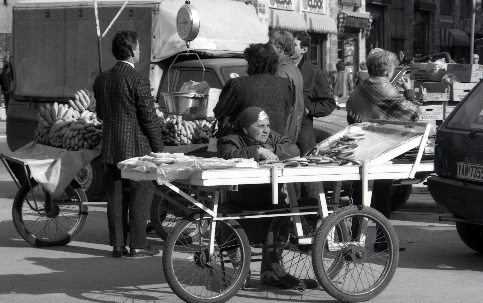Athens, somewhere around Omonoia, 1989